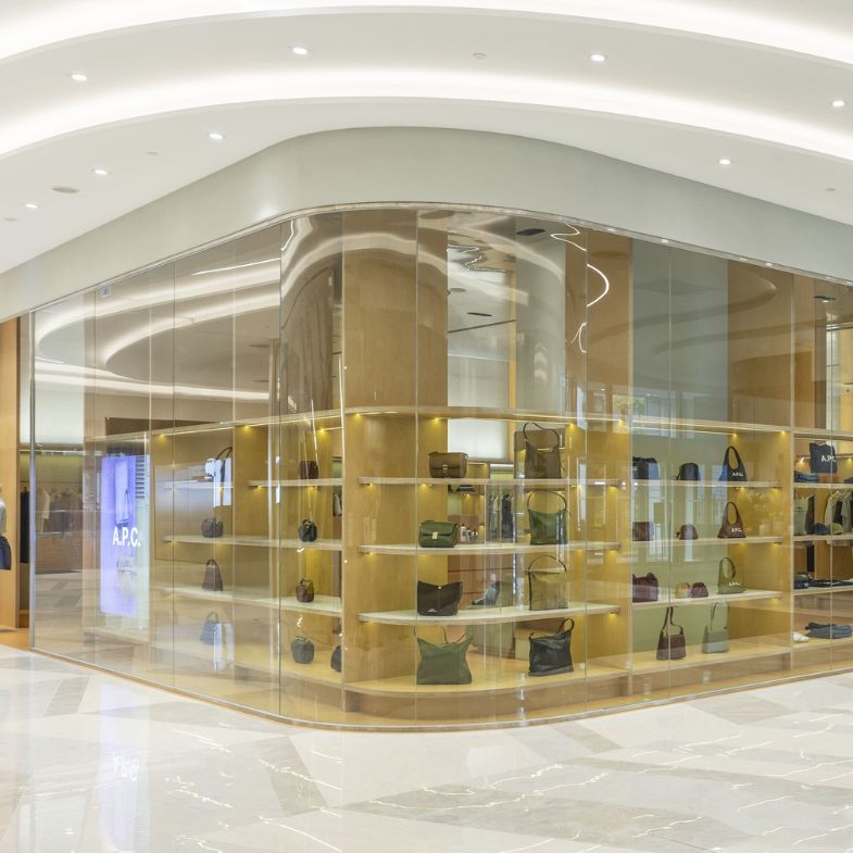 法式極簡指標A.P.C.進駐Dream Plaza！寵物系列首登台，開幕限定活動搶先看