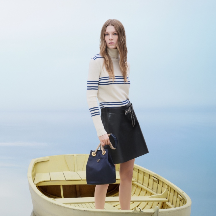 Prada尼龍包「Mariner」4重點：全新托特大包Aespa Karina穿搭示範