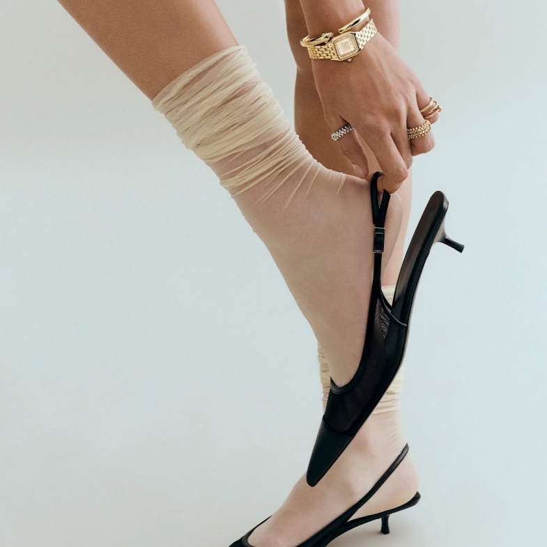 五萬以內！Cartier「入門級精品戒指」推薦8款：從Trinity三環戒到Love鎖頭戒，經典不敗的摩登宣言