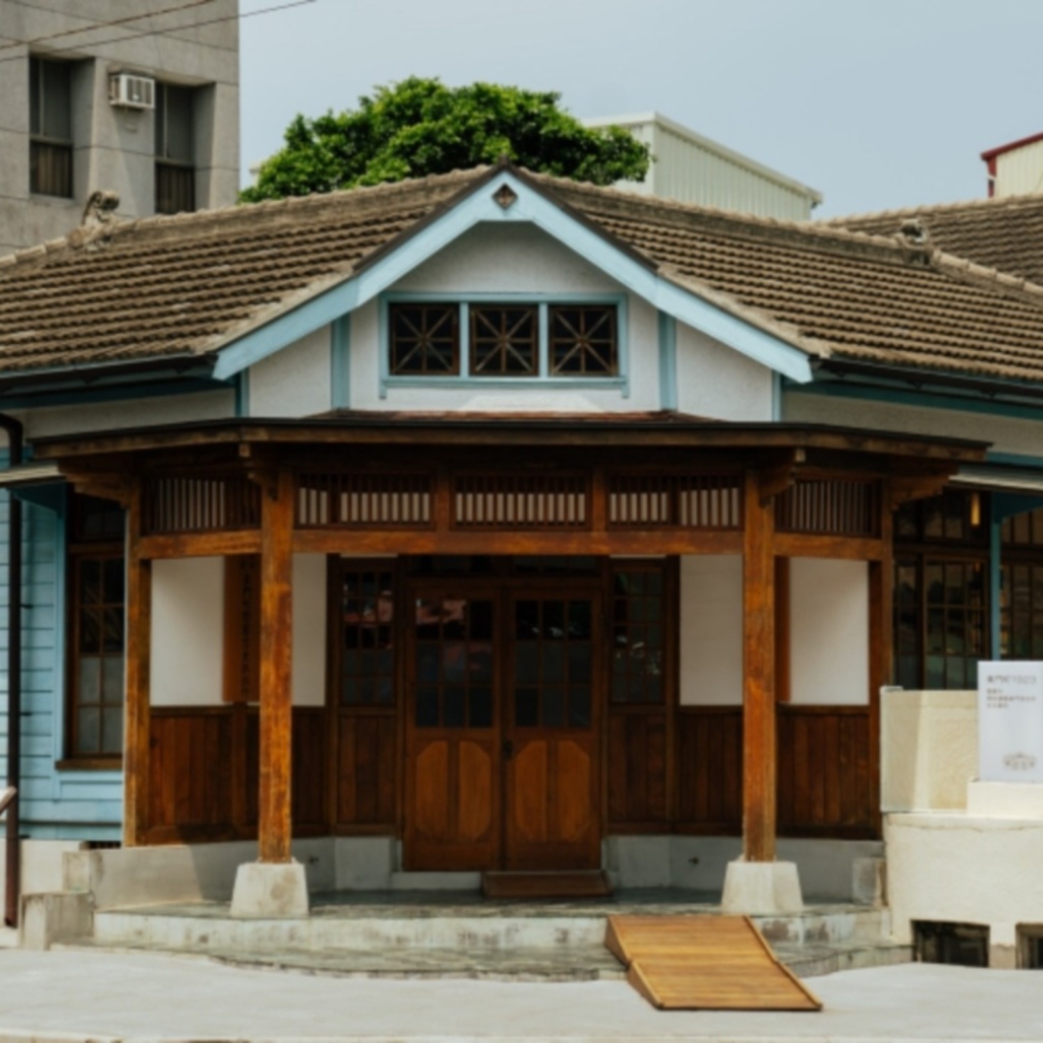百年歷史派出所變身文學館！《文學東市場：東門町 1923》首展登場