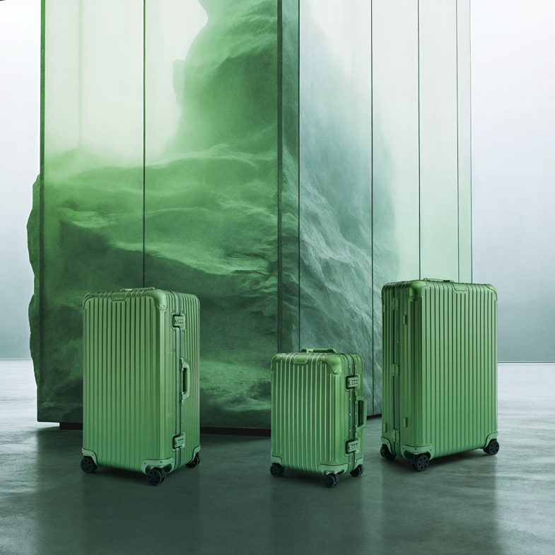 找不到合適的出遊行李箱？Rimowa 2024新款美炸！從顏色、廣告再到尺寸，4大特色讓你心動