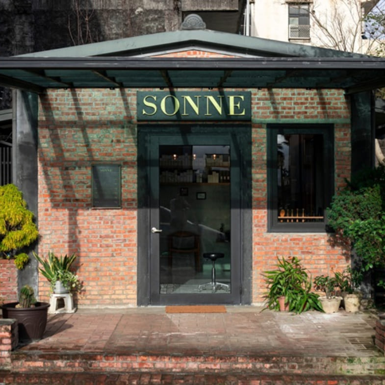 【洗頭時間】宜蘭質感迷你髮廊「SONNE」！一人工作室享好萊塢級洗護體驗，美式小倉庫設計處處藏故事