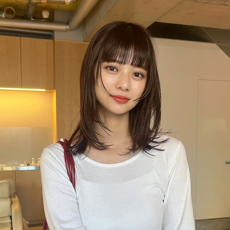 長臉髮型推薦15款！修飾高額頭、縮短臉長，2025顯小臉造型提案